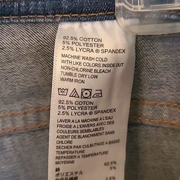 Tommy Bahama Denim Crop Jeans Size 4 EUC - Picture 5 of 6